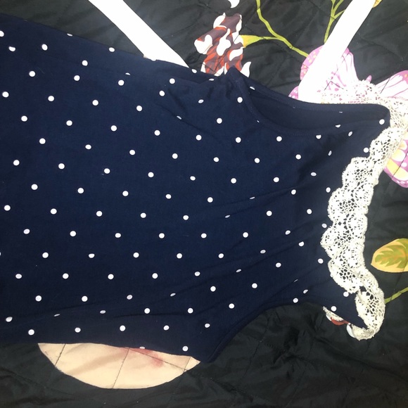 Sold. ☁️𝙸𝚗𝚐𝚗𝚒☁️- Ingni Peter Pan collar sleeveless shirt 🫧 - Picture 2 of 2